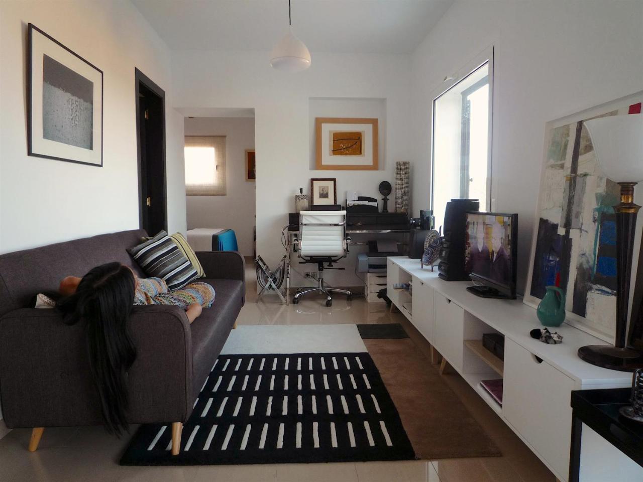 Lets Holidays View Apartment